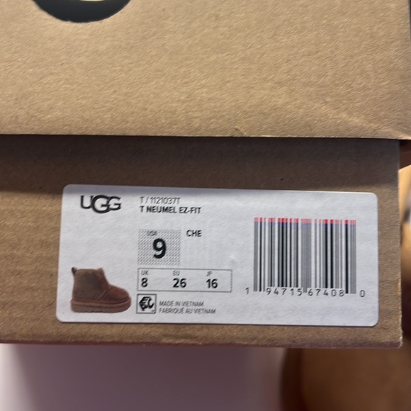 Ugg Neumel EZ FIT Chukka Boot (Chestnut) - Picture 2 of 8